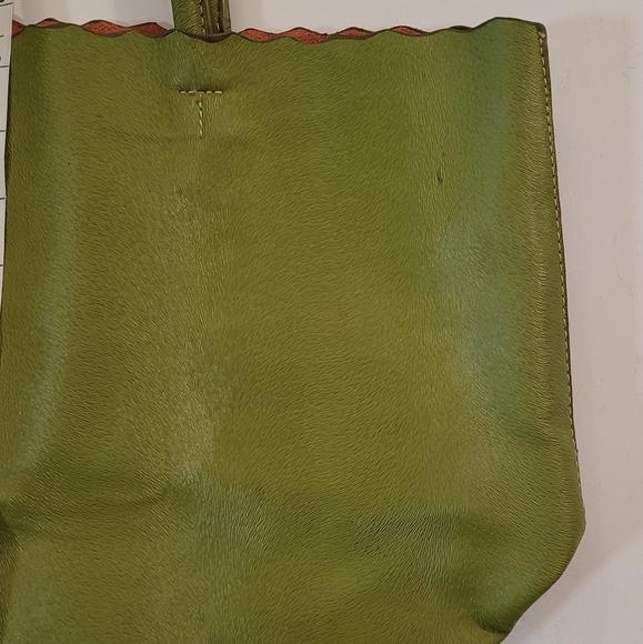 Green Tote - Picture 8 of 13